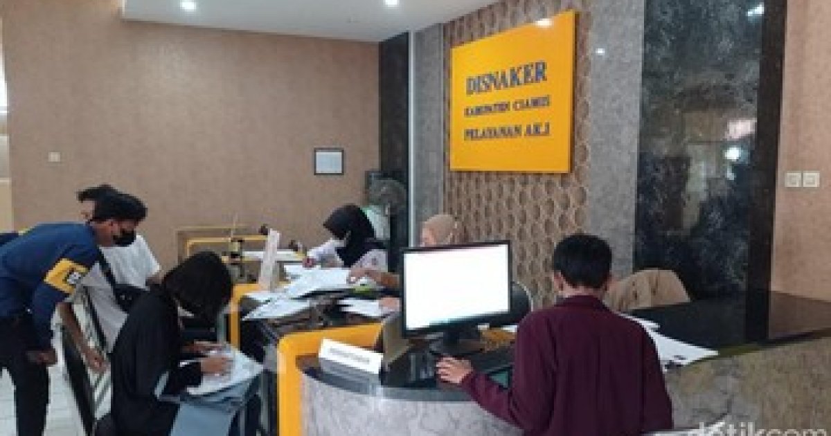 Ilustrasi pembuatan kartu kuning (Foto: Dadang Hermansyah)