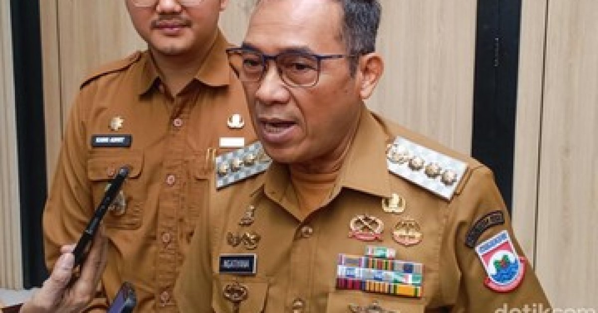Wali Kota Cimahi, Ngatiyana dan Wakil Wali Kota Cimahi, Adhitia Yudisthira di Pemkot Cimahi (Foto: Whisnu Pradana/detikJabar
