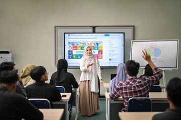 Kemendikbudristek Luncurkan Beasiswa Doktor Khusus Dosen, Target Peningkatan Kualitas Akademik Nasional 2026