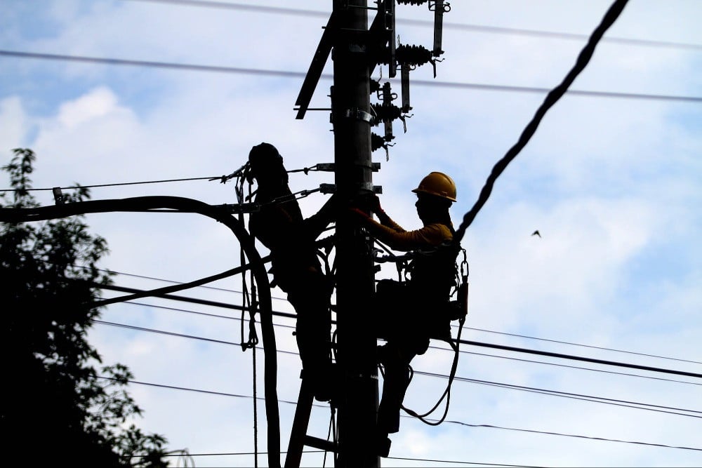 Pemerintah Kucurkan Rp10,3 Triliun untuk Terangi 5.700 Desa Terpencil Hingga Tahun 2027