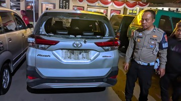 Kronologi Senggolan Awal Mula Mobil Driver Online Dihakimi Massa di Bandung