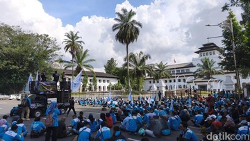 Ilustrasi buruh Jabar (Foto: Bima Bagaskara/detikJabar)