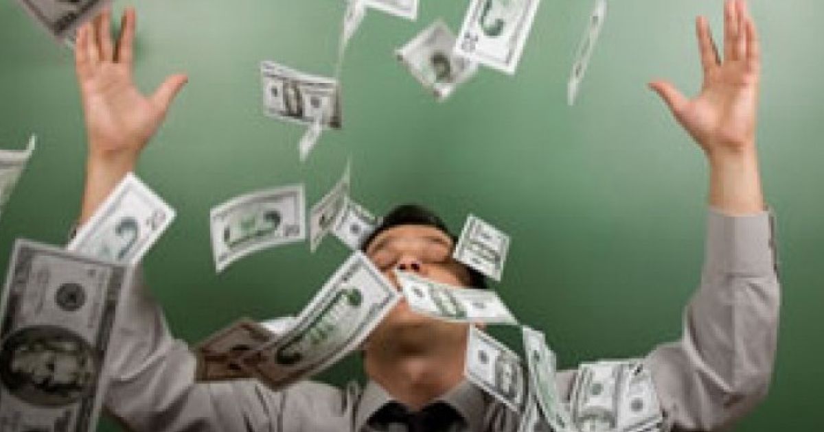 3 Zodiak Ini Diramal Bakal Dapat Rezeki Nomplok dan Hoki Besar di Bulan Juli 2026