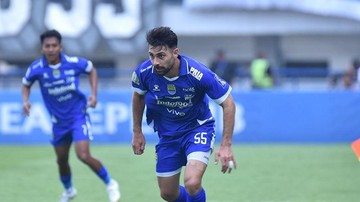 Frans Putros. (Foto: Dok. Persib Bandung)