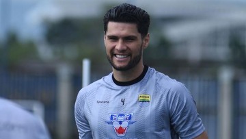 Julio Cesar kontraknya diperpanjang Persib hingga akhir musim 2026/2027. (Foto: Dok. Persib Bandung)