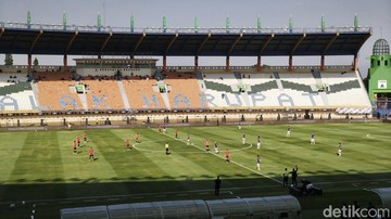 Laga Tampines Rovers lawan DPMM FC di Stadion Si Jalak Harupat, Bandung, Sabtu (25/7/2026). (Foto: Bima Bagaskara/detikJabar)