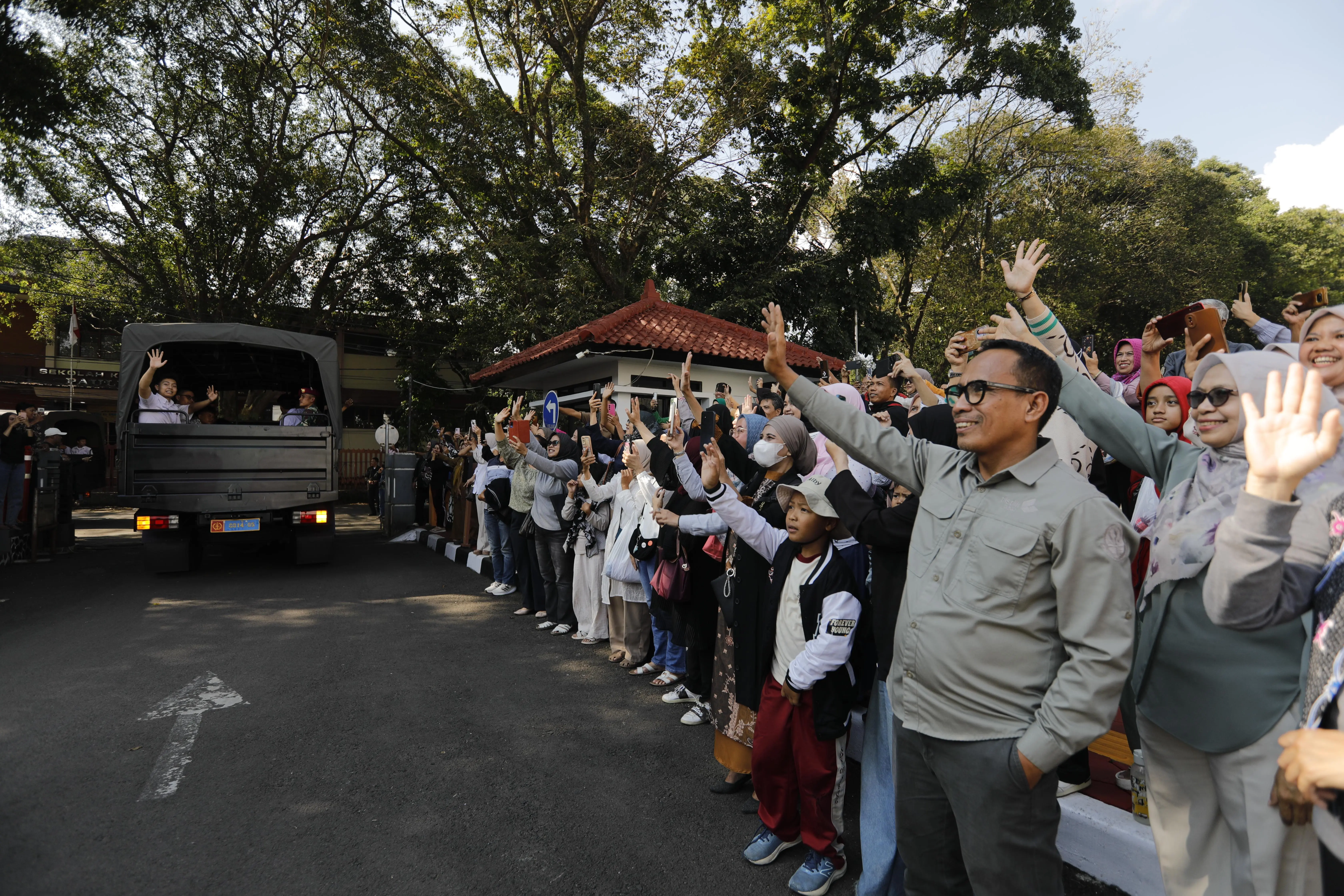 Disdik Jabar Kirim 150 Siswa Ikuti Pendidikan Karakter Pancawaluya di Mako TNI Cilandak