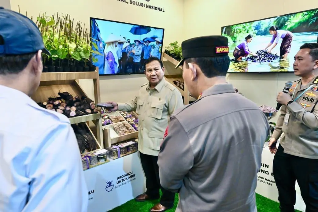 Kunjungi Tuban, Presiden Prabowo Tekankan Pentingnya Kemandirian Pangan dan Energi