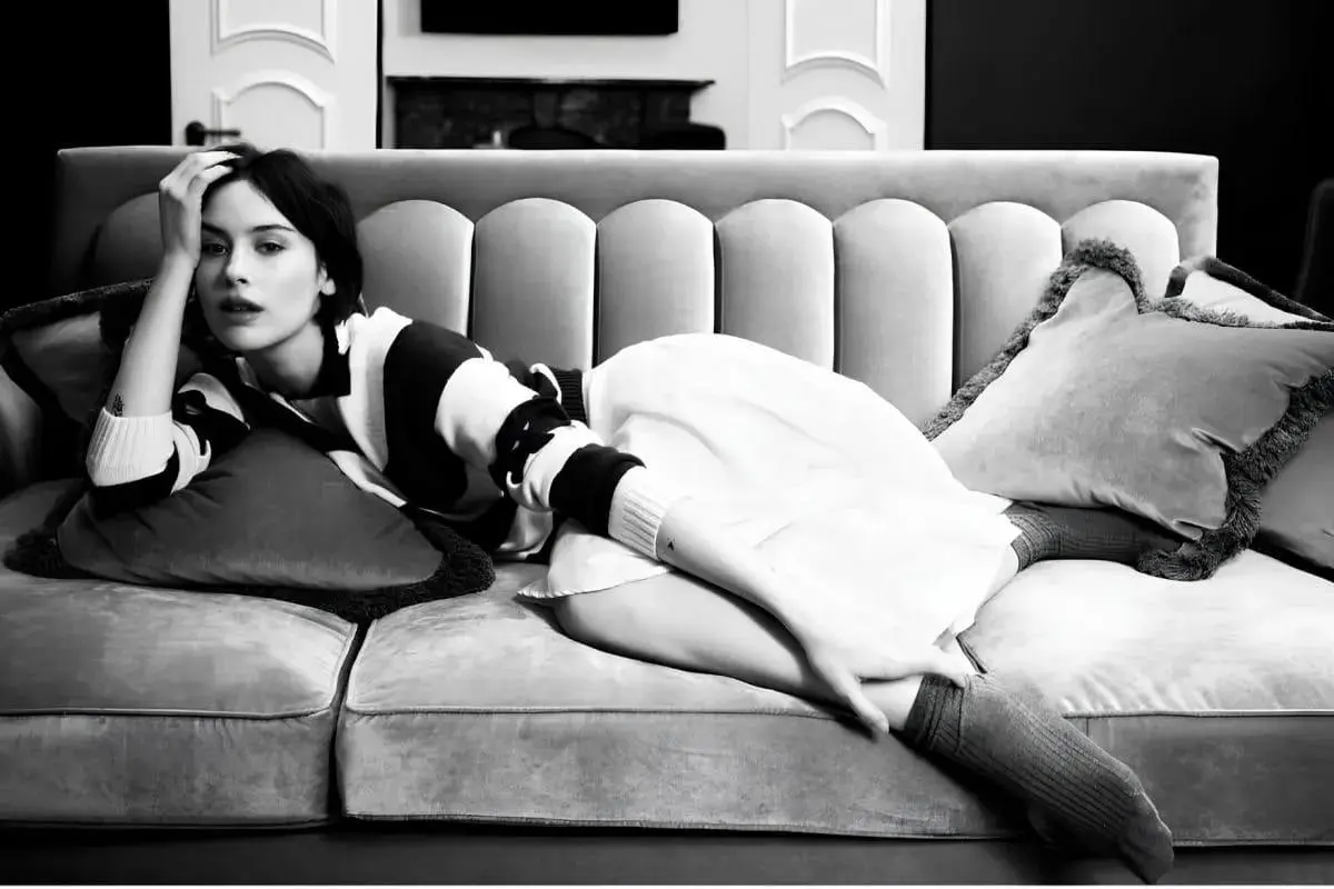 Jadwal Rilis Lagu Baru 'Hit the Wall' Milik Gracie Abrams dan Detail Album Ketiga