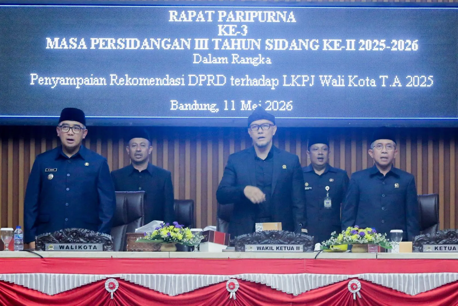 Sinergi Eksekutif-Legislatif: Wali Kota Farhan Terima Catatan Strategis DPRD Bandung