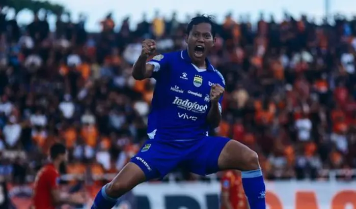 Adam Alis Bungkam Persija, Persib Bandung Satu Langkah Lagi Menuju Tahta Juara