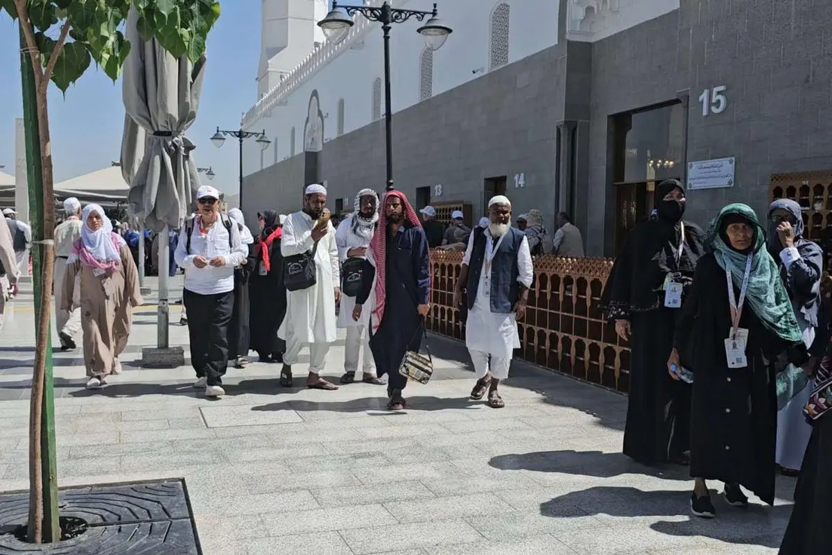 Suhu Makkah Tembus 43 Derajat, Jemaah Haji Diimbau Waspadai Kondisi Kesehatan