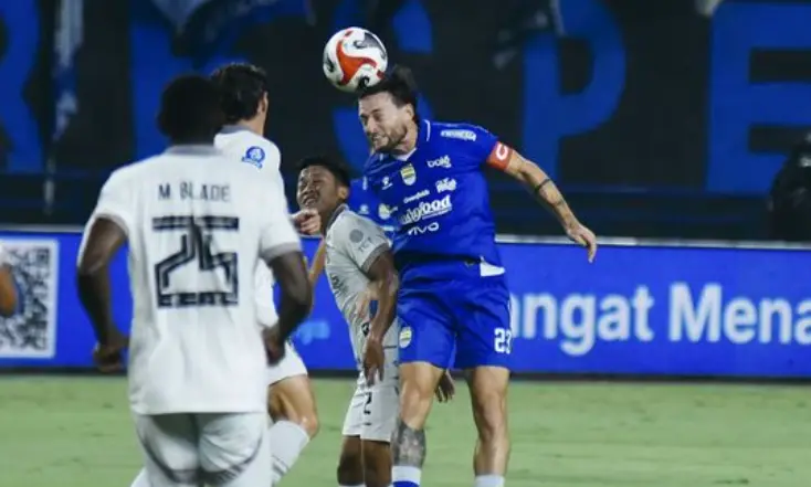 Santai Tapi Mematikan, Taktik Efektif Persib Sukses Bikin Lawan Ketar-ketir