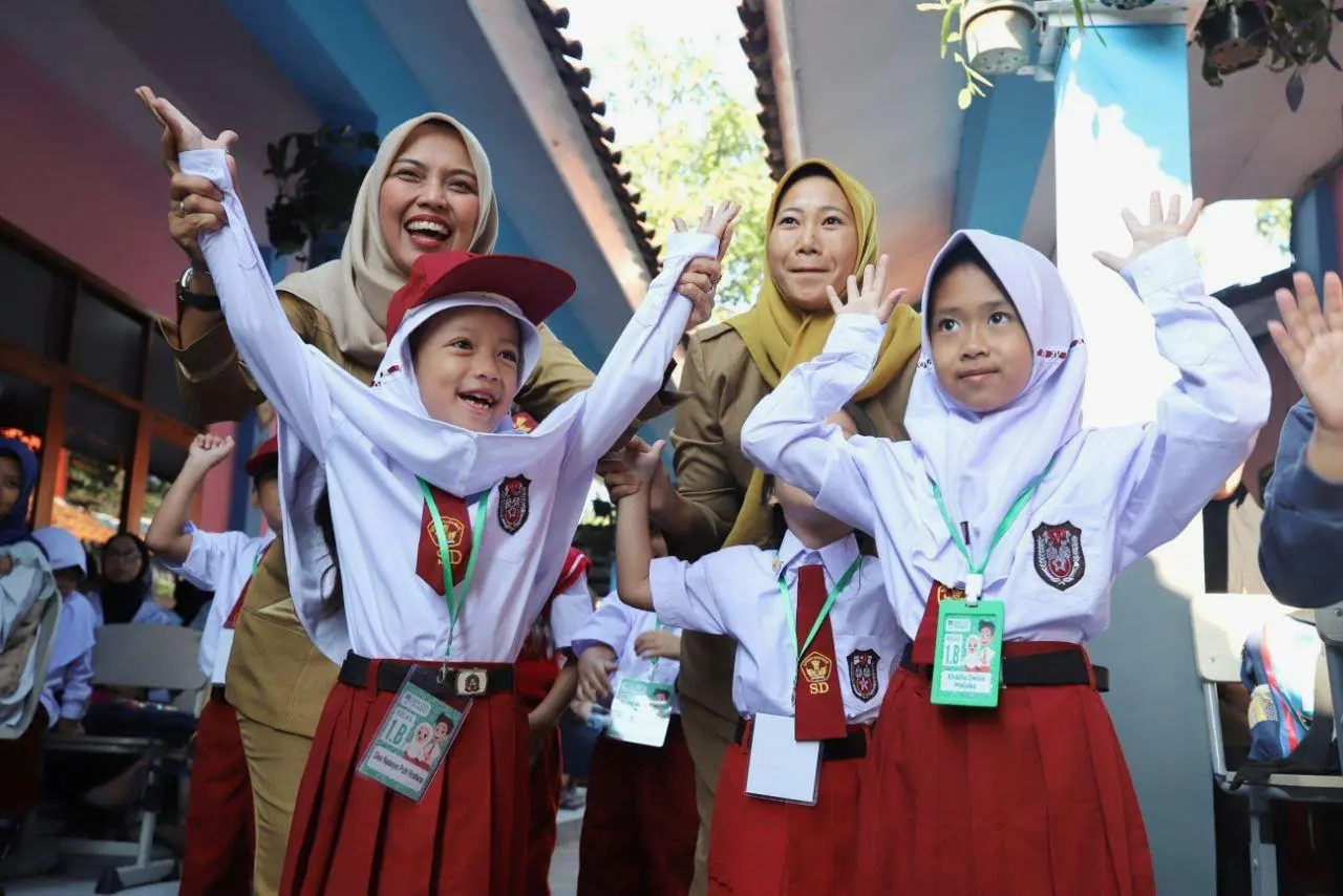 Kabar Gembira! Honor Guru Honorer Bandung Cair, Rapel 4 Bulan Sekaligus