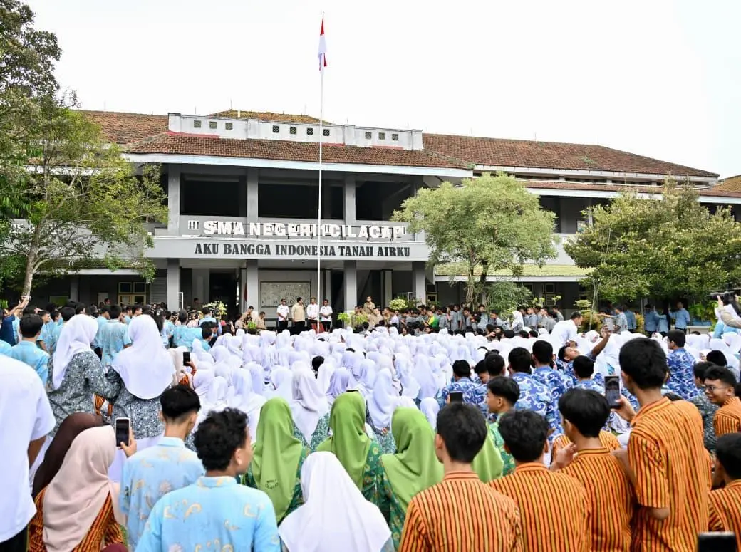 Target Presiden Prabowo: Renovasi 288 Ribu Sekolah di Indonesia Tuntas Tahun 2028