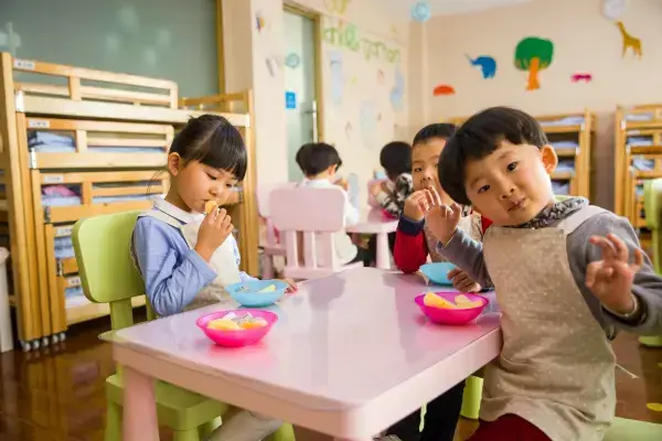Perbedaan Daycare, Playgroup, dan TK: Mana yang Paling Cocok untuk Kebutuhan Anak Anda?