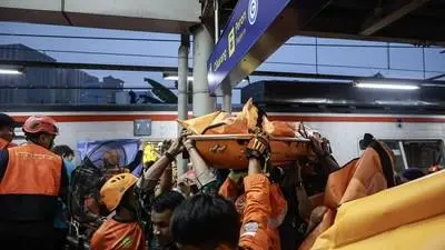 Update Korban Tabrakan Kereta Bekasi Timur: 15 Orang Meninggal Dunia, RS Polri Mulai Identifikasi