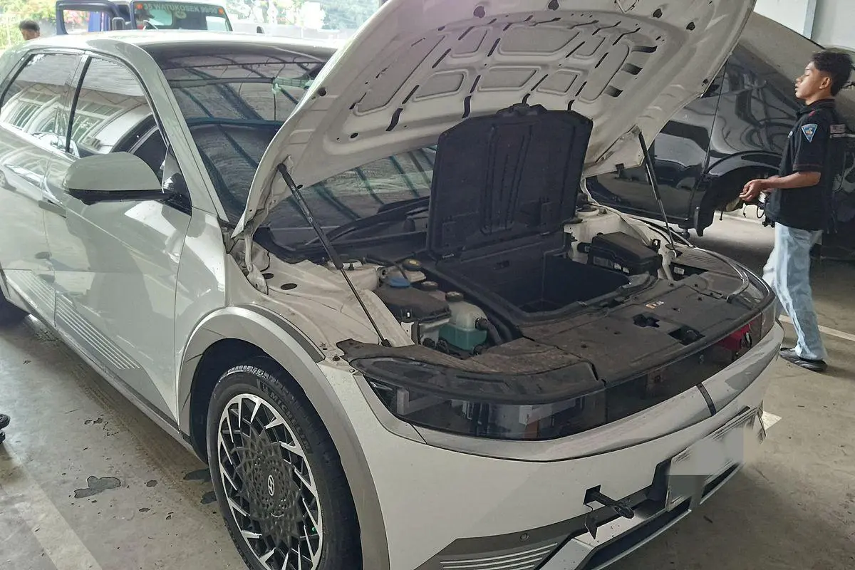 Edukasi Berkendara: 4 Penyebab Mobil Listrik Mogok dan Cara Ampuh Mencegahnya