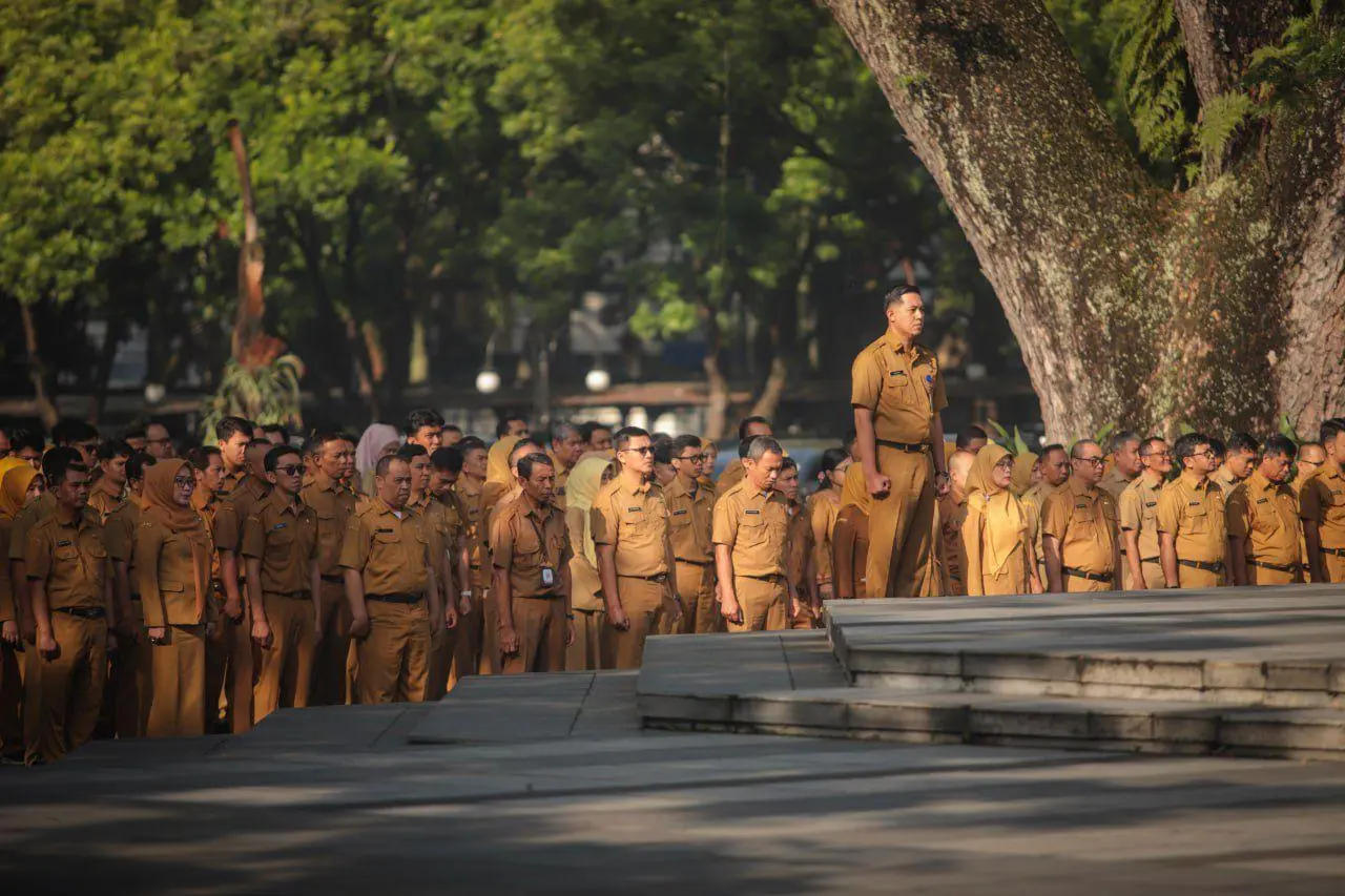 Transformasi ASN Bandung: Implementasi WFH dan WFO untuk Birokrasi Modern