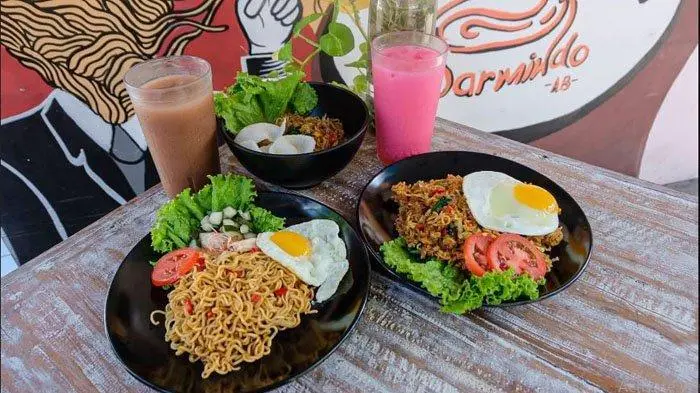 5 Tips Rahasia Memasak Mie Instan ala Abang-abang Warkop, Ternyata Ini Kunci Kenikmatannya!