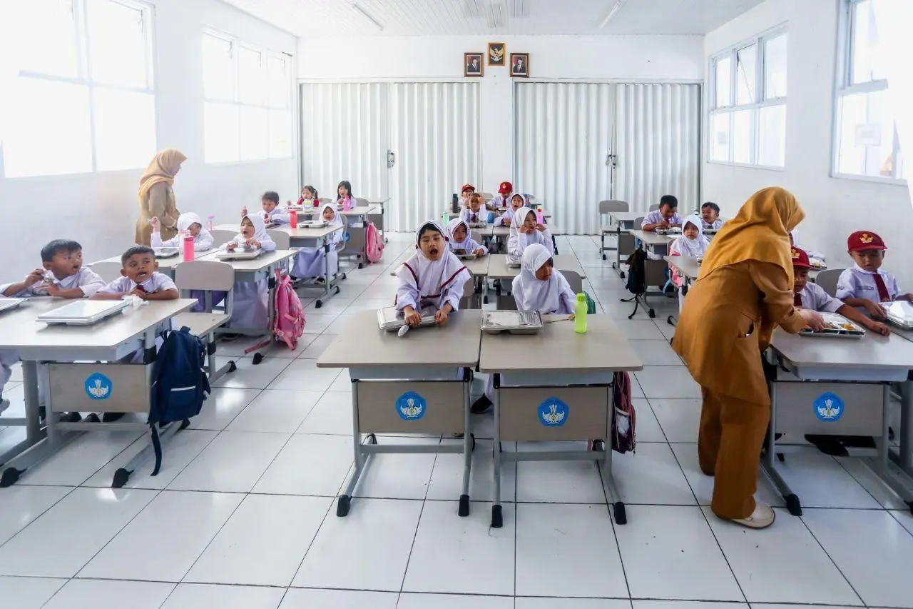Sukseskan Wajib Belajar, Pemkot Bandung Rehab Ratusan Ruang Kelas dan Tambah BOSDA