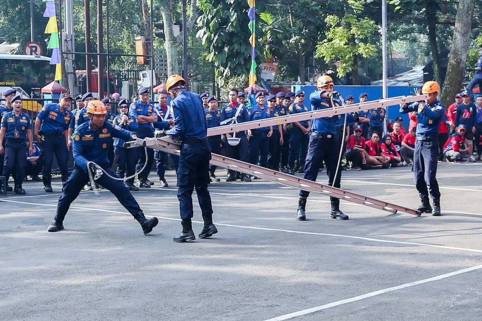 Transformasi Digital Damkarmatan Bandung: Penggunaan Drone dan Teknologi untuk Penyelamatan