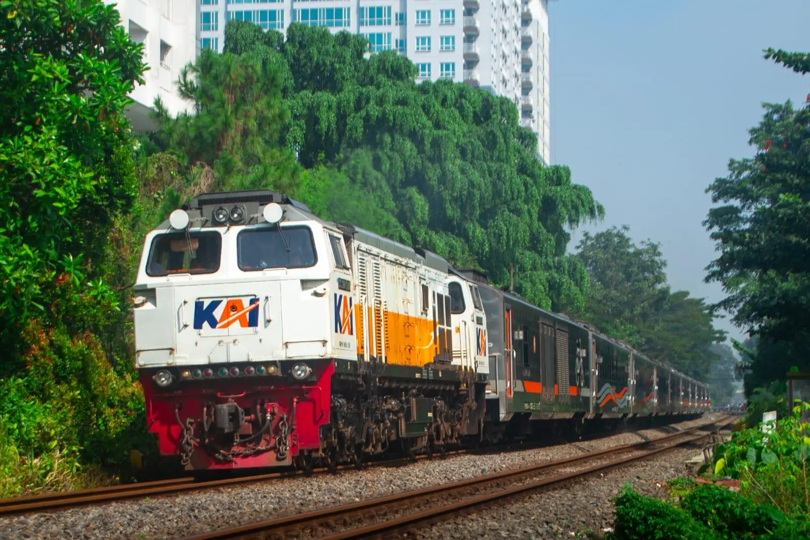 Catat Waktunya! Ini Jadwal Lengkap dan Daftar Stasiun yang Disinggahi KA Sangkuriang