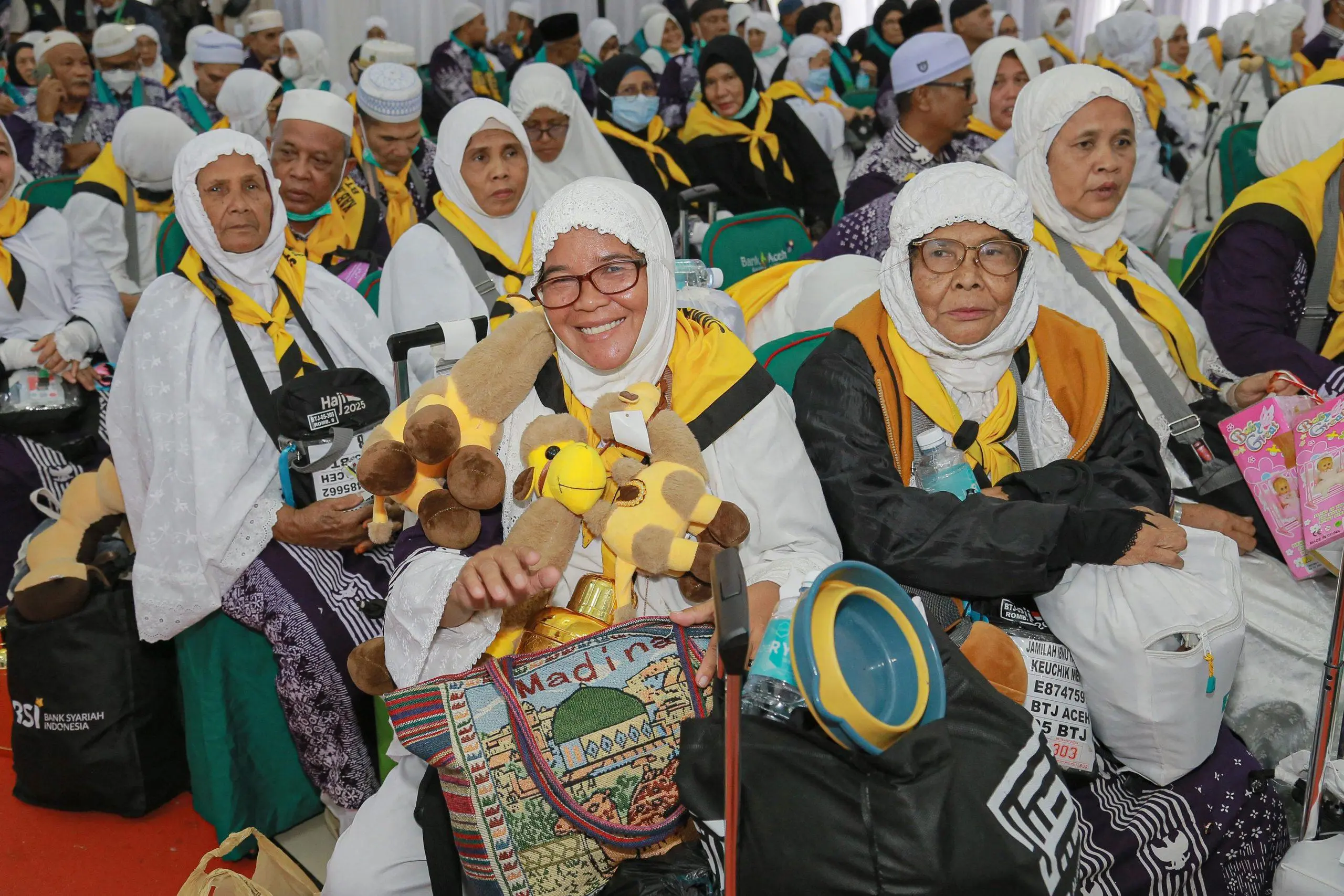 Panduan Membawa Oleh-Oleh Haji: Fokus pada Barang Kering, Biarkan Air Zamzam Diurus Pemerintah