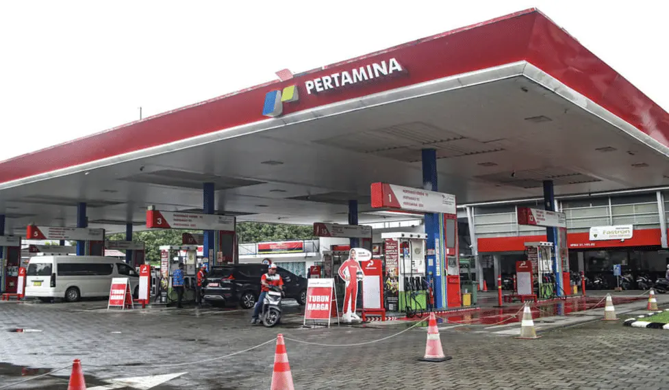Pengguna Mobil Diesel Merana, Harga Solar Nonsubsidi Tembus Rp23 Ribu Per Liter