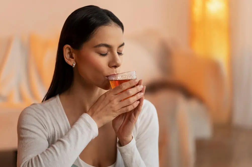 Kapan Jam Terbaik Minum Teh? Ini Waktu yang Paling Tepat agar Manfaatnya Maksimal bagi Tubuh
