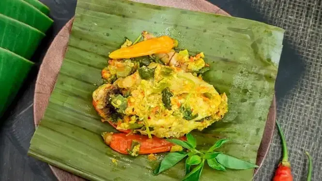 Resep Pepes Ayam Kemangi yang Harum dan Bumbu Meresap, Menu Sehat Minim Minyak!