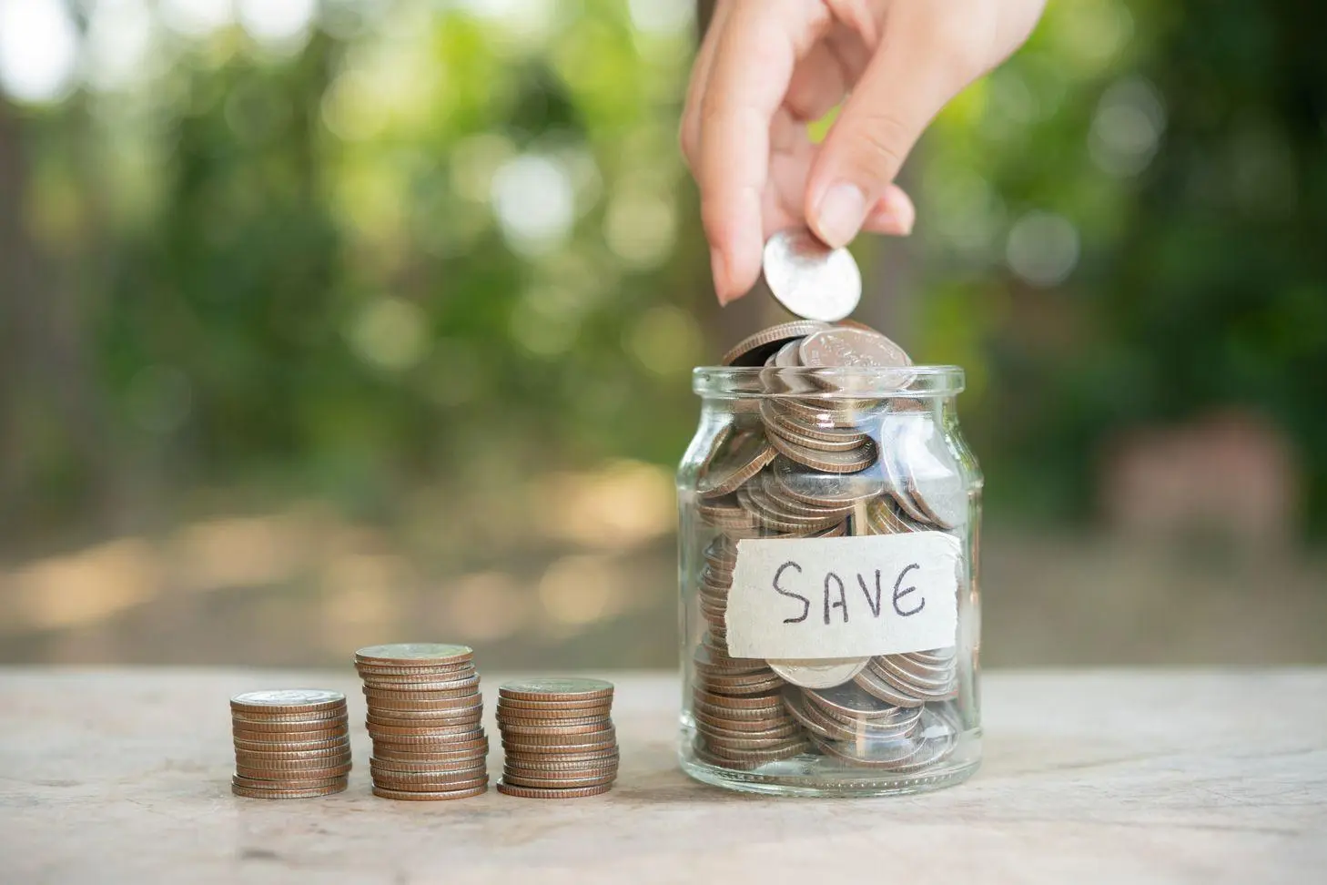 4 Tips Menabung Tanpa Mengorbankan Kebutuhan Penting, Tetap Hemat Tanpa Tersiksa!