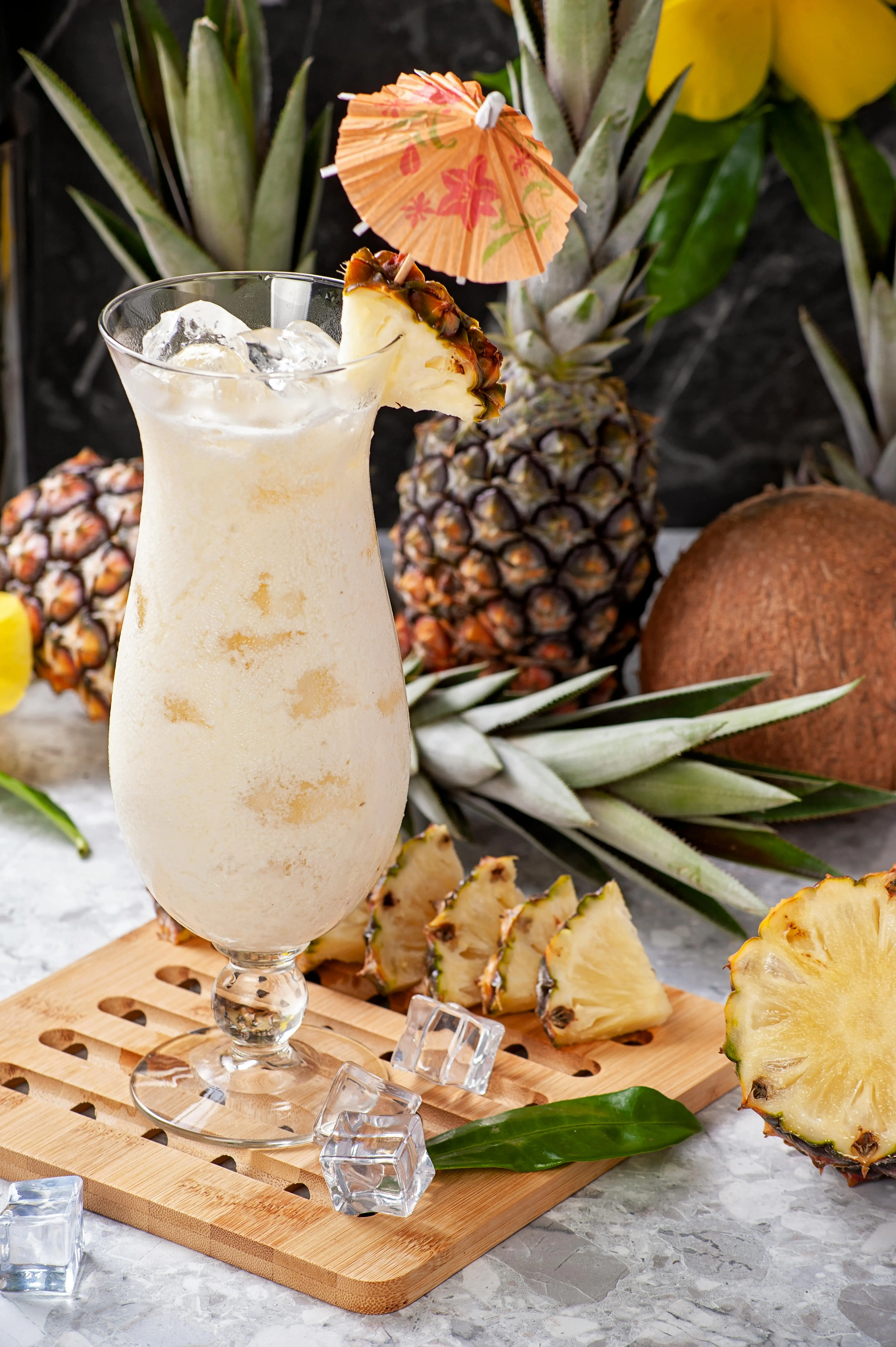 Segarnya Coconut Pineapple Cooler: Minuman Tropis Pilihan untuk Menemani Musim Panas Anda