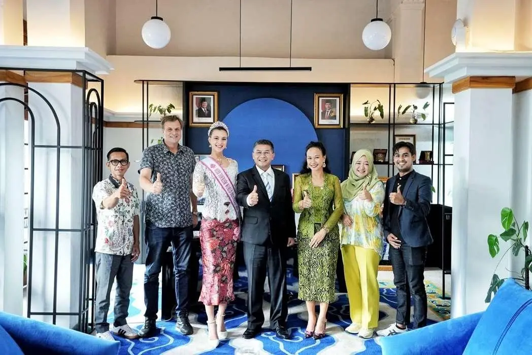 Wakil Gubernur Jabar Ajak Masyarakat Dukung Sophia Albeck di Pemilihan Miss Tourism World