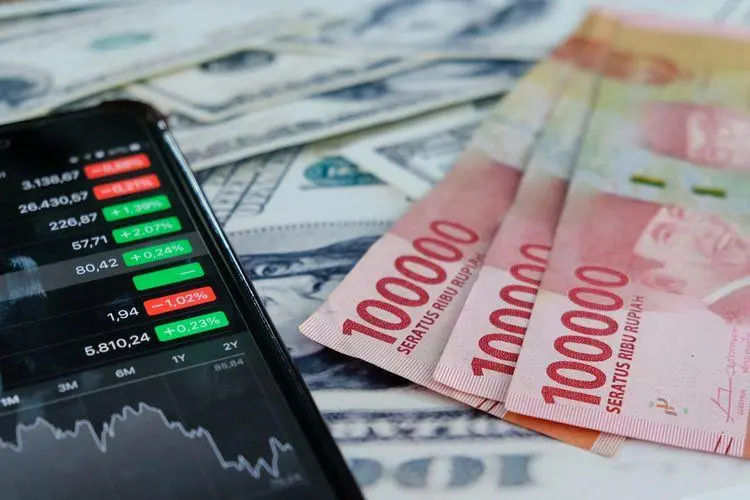 Kurs Rupiah Rabu 8 April 2026: Menguat 0,70 Persen Terhadap Dolar AS