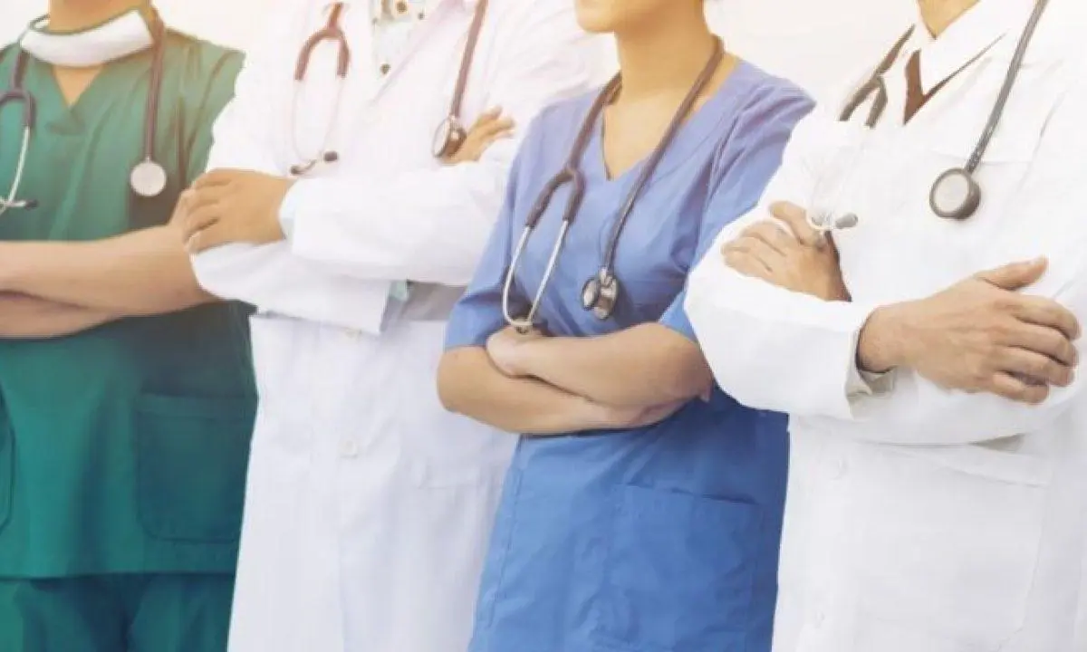 Berapa Lama Menempuh Kuliah Kedokteran hingga Menjadi Dokter Umum?