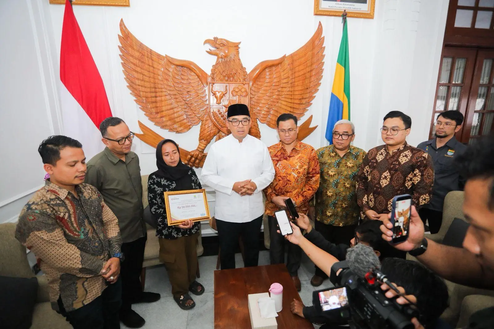 Wali Kota Muhammad Farhan Pastikan Keluarga Korban Pohon Tumbang Bojong Dapat Perlindungan Asuransi