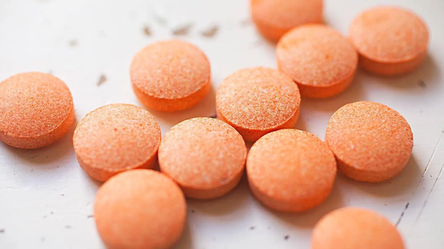 Vitamin C dan D, Mana Lebih Baik Mendukung Imunitas Tubuh?
