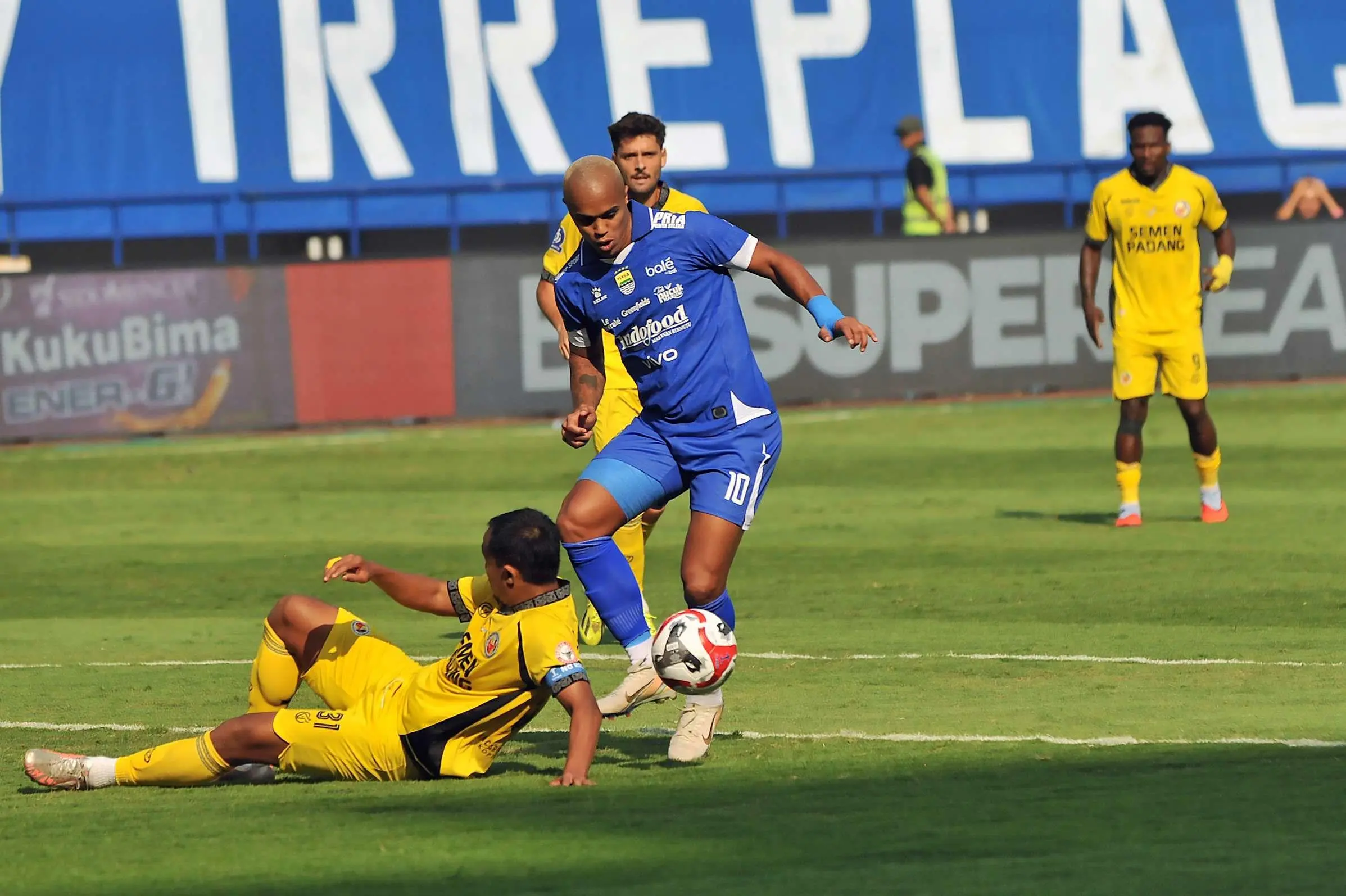 Jadwal Liga Super 3-6 April 2026: Ada Laga Semen Padang vs Persib Bandung