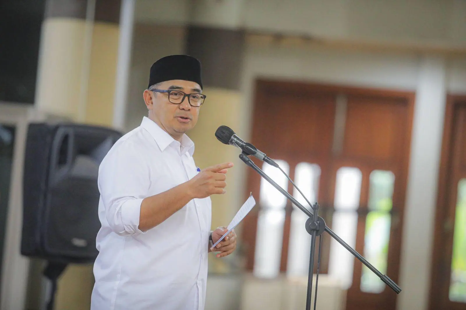 Percepatan Infrastruktur: Muhammad Farhan Instruksikan Perbaikan 17 Ruas Jalan Prioritas di Kota Bandung