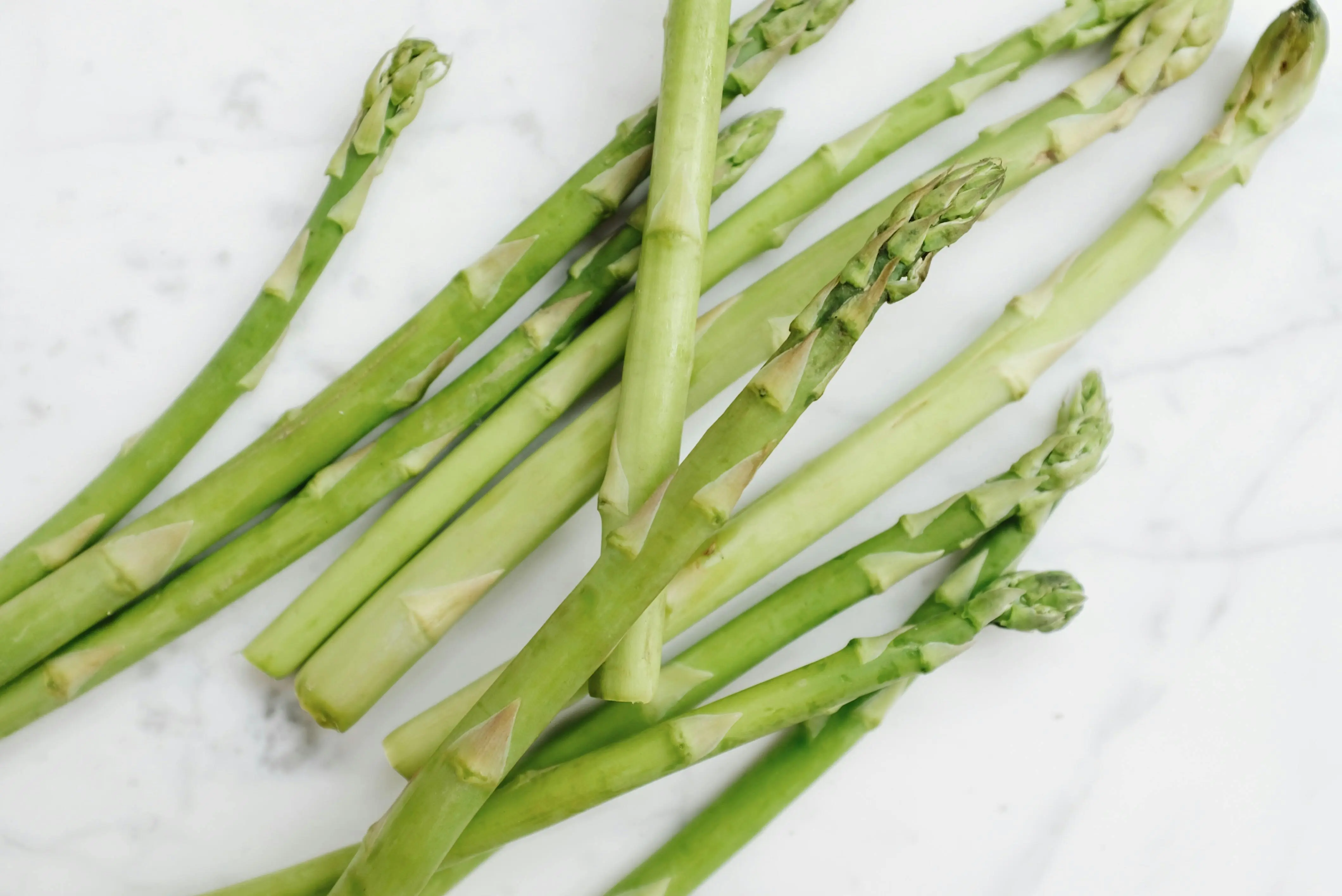 Menjaga Jantung Tetap Sehat: Mengupas Peran Asparagus dalam Mengontrol Kolesterol