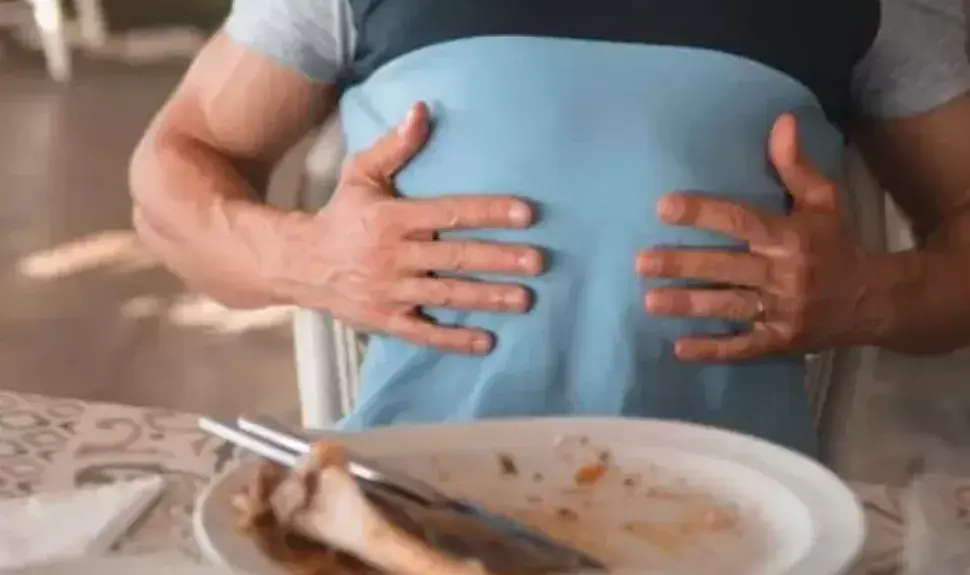 Waspada Overeating: Inilah Alarm Alami Tubuh saat Konsumsi Makanan Berlebih