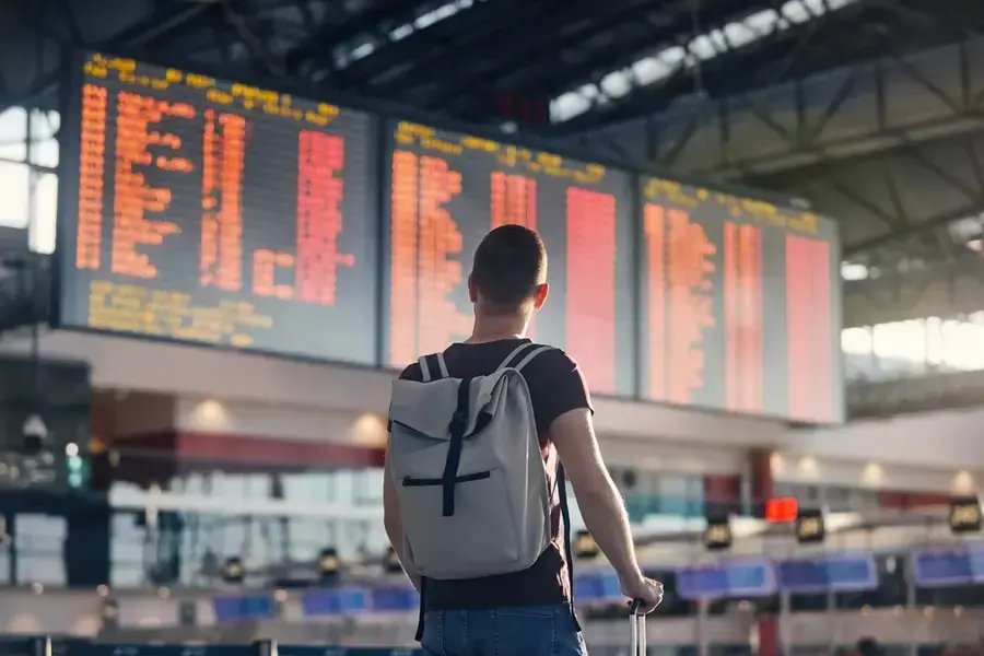 Waspada Kerusakan! Inilah Perbandingan Keamanan Tas Ransel dan Koper Kabin