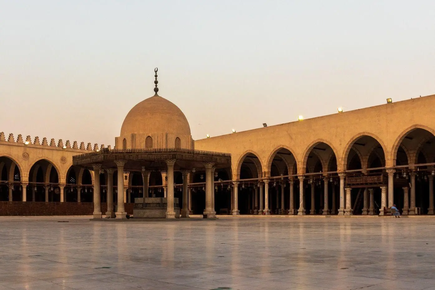 4 Fakta Unik Masjid Amr bin Ash, Masjid Tertua di Benua Afrika