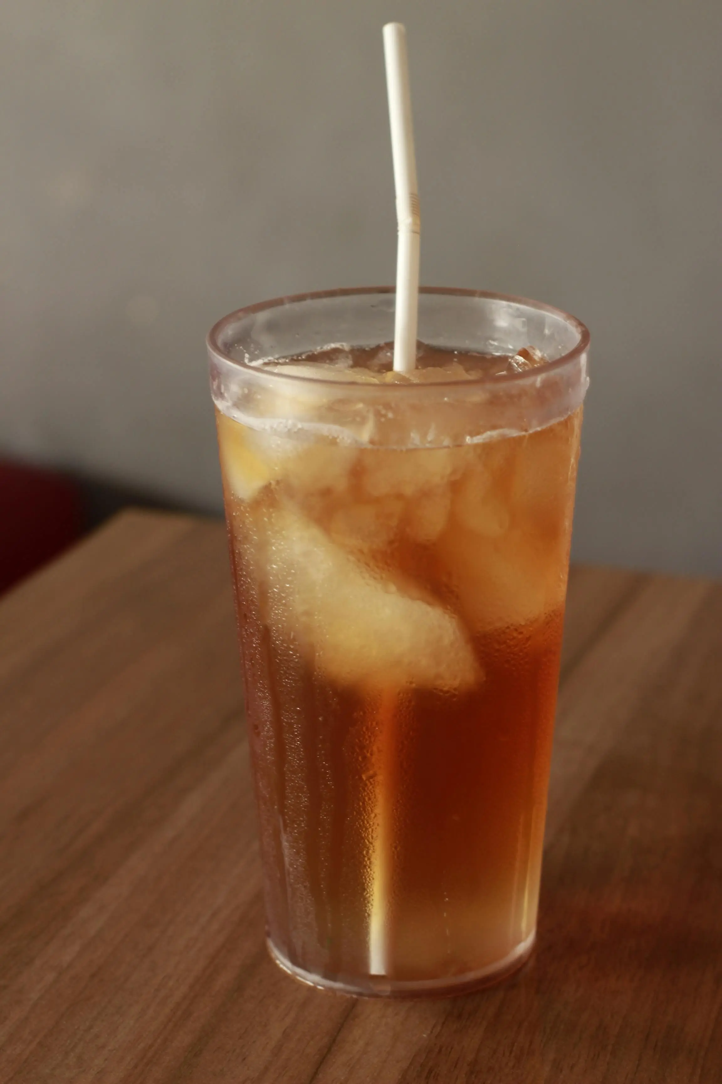Kesegaran Alami yang Menyehatkan: Mengapa Teh Dingin Tanpa Gula Adalah Pilihan Terbaik