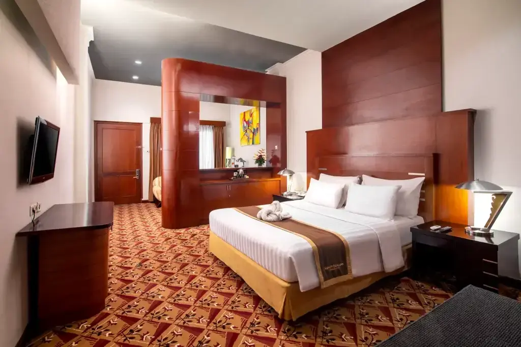 Jalan-Jalan Gak Pakai Ribet! Ini Daftar Hotel Bandung yang Dekat Tempat Wisata Ikonik
