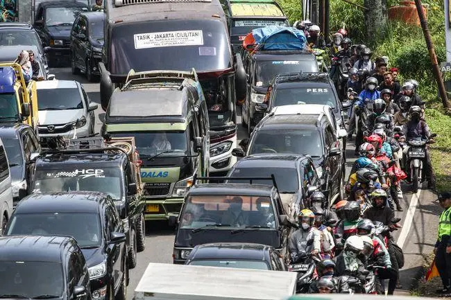 Strategi One Way Sepenggal Siap Diaktifkan Guna Urai Kemacetan Arus Balik di Jalur Nagreg