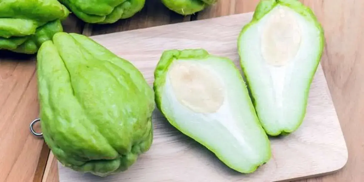 Daftar Makanan Detoks untuk Turunkan Kolesterol Pasca-Lebaran
