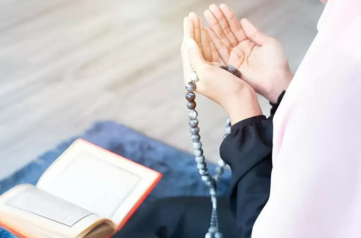 Doa Memohon Keteguhan Iman Agar Ibadah Tetap Terjaga Setelah Bulan Suci Berakhir