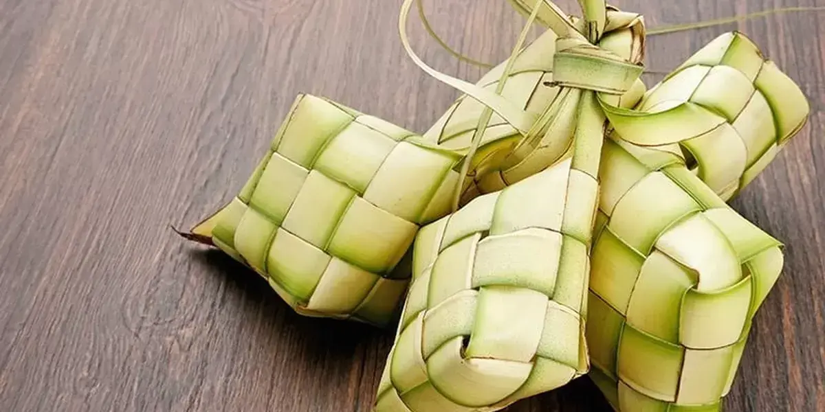 Makna Mendalam Ketupat: Simbol Pengakuan Dosa dan Kebersamaan di Hari Suci Lebaran